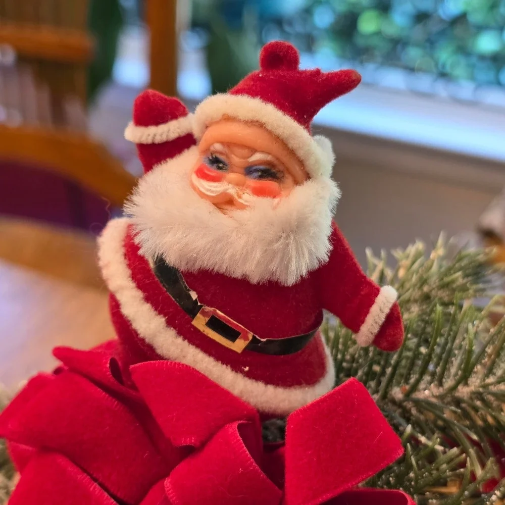 Vintage Flocked Santa Claus on Straw Hay Bale Christmas Centerpiece Red Velvet